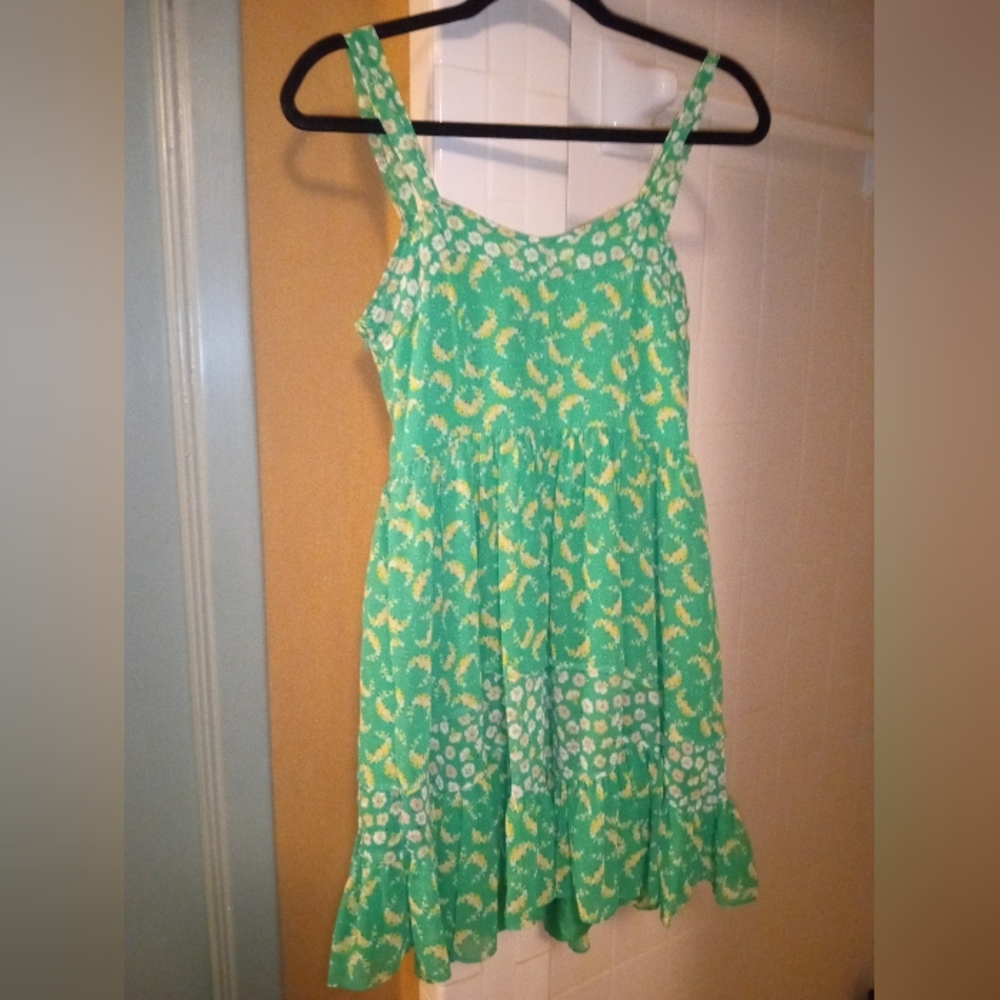 Green floral spring dress with ruffle - Picture 1 of 5